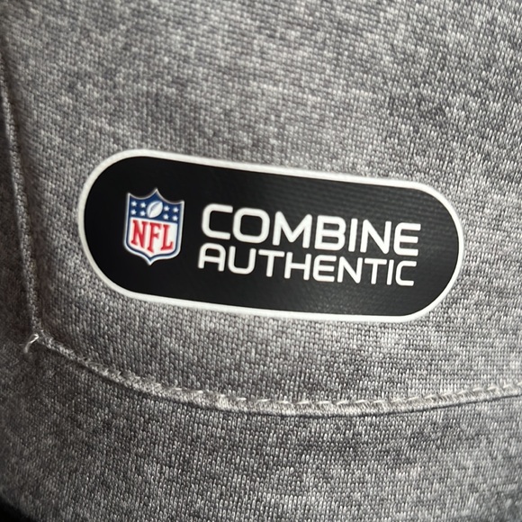 NFL Washington Commanders Combine Authentic Hooded Sweatshirt, Men’s Size Small. - Picture 8 of 10